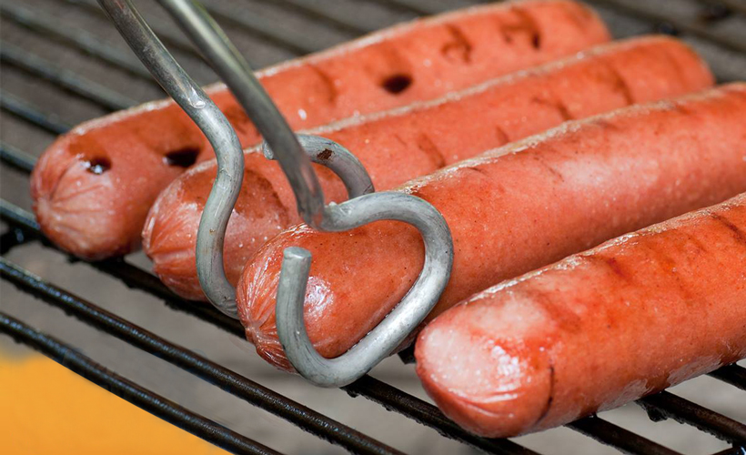 hebrew-national-grilled-hot-dogs